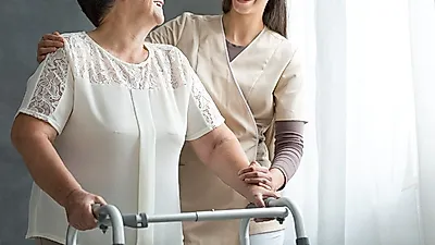뼈가 약해지는 골다공증의 원인과 치료