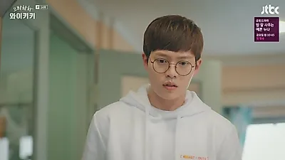 배우 손승원 무면허로 음주운전 이후 교통사고까지...현재 출연중인 뮤지컬 '랭보'는 어떡해
