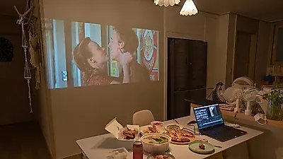 미니빔 빔프로젝터 '킹스빔' 5차 완판…6차 한정 이벤트 진행