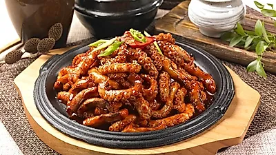 [집에서간단한요리] 제철음식 낙지를 맛있게 즐길 수 있는 낙지볶음 황금레시피