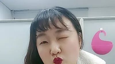 개그우먼 이수지, 남편과 결혼 당시 악플 시달려, 내용 보니..