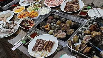 조개구이와 육해공을 무한리필로 즐기는 보령 맛집 '대천가자조개구이'
