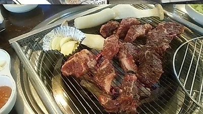 먹을거리 많은 데이트장소로 알려진 부천 상동 맛집