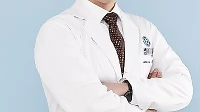 스마트폰 사용으로 발생한 목디스크… 조기 치료가 중요해