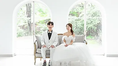 [☞핫키워드]주식부자 '함영준 장녀 함연지', 6년 열애 남편 외모보니 "훌륭 그자체"