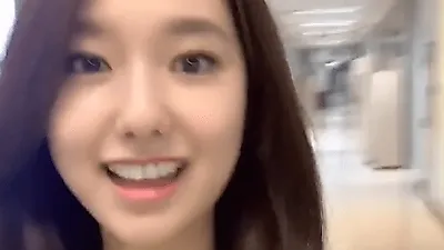 전현무♥이혜성, 유벤투스 경기 부폰 인터뷰의 주인공? '터질듯한 골반 몸매' 시선집중