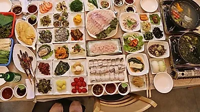 여수여행코스추천 여름별미 하모를 맛볼 수 있는 여수 맛집 '사계절횟집'
