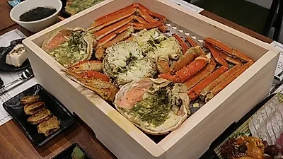 강릉 주문진 '신대게나라' 생생정보 대게 손질 달인 출연 경력의 대게찜 전문점