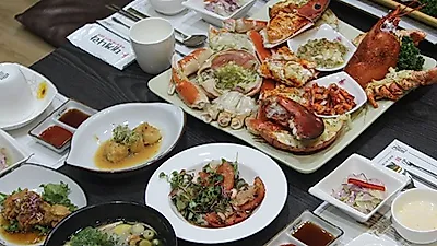 오붓한 연말 회식 장소 '초이스'…천안맛집 '대게나라'