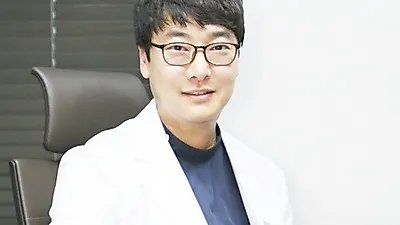 난치성 색소질환, 피부과 전문의의 알맞은 레이저 시술로 치료 가능.