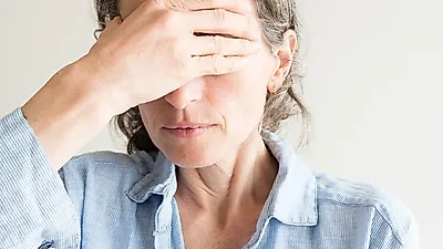 [여성 갱년기 증상] 가슴답답함·안면홍조 등…여성 갱년기 증상 극복하는 방법과 여성갱년기에 좋은 음식은?