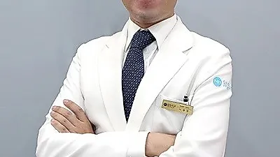 자연치아 살리기가 우선이지만...사랑니 발치 및 자연치아 손실 가능성도 생각해야