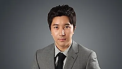 우주마켓, 크리스마스 선물 아이템 향수 '1+1+1 랜덤박스' 선보여