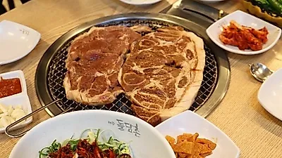 제주도 공항근처에 위치한 맛집? '제주돌담촌', 단체손님 셔틀버스 운행