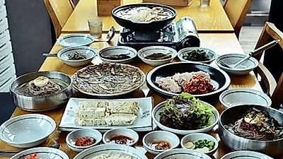 자연의 건강을 선물한다…가평 아침고요수목원 근처 맛집 '채원'