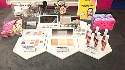 영국 색조 메이크업 브랜드 '모델스 오운' 현대백화점 무역센터점 행사에서 선보여