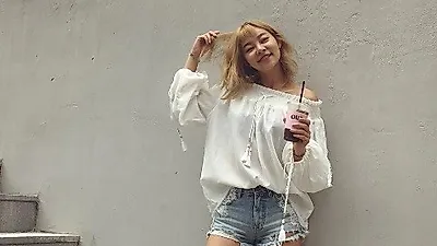 송해나, 톱모델 다운 극세사 몸매 "식초콩 8알씩 먹는다"