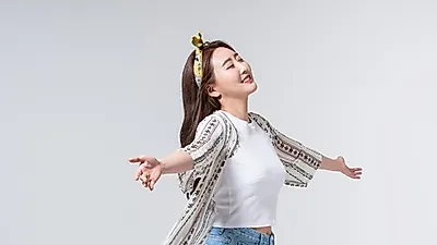 [여성코디추천] 놀러가서 자연스럽게 입을 수 있는 로브가디건