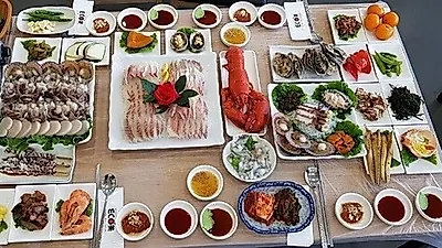 여수맛집 돌산 35년 전통 '거북선횟집' 새조개샤브샤브에 해산물과 풍성한 사이드메뉴로 입맛 사로잡아
