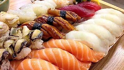신선한 초밥을 집에서 먹고 싶다면, 손쉬운 '초밥 만들기'