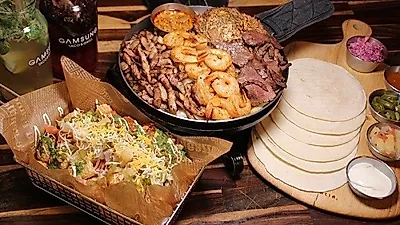 감성타코 '감성그릴드파히타' 맛과 비쥬얼로 눈길 끌어