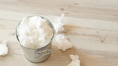 부엌 찌든때 청소,  베이킹소다 준비하면  지울 수 있어…  만물상 물티슈,  얼룩지우개 만드는 방법