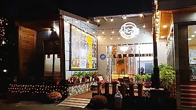 쫄깃한 면의 식감과 담백한 육수의 맛! 김해장유 밀면 맛집 초정