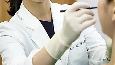 팔자주름, 수술 없이 필러와 안면리프팅으로도 개선할 수 있어