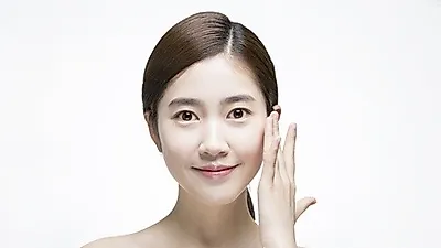 아직 뜨거운 가을 자외선, 피코토닝으로 칙칙함을 개선할 수 있어