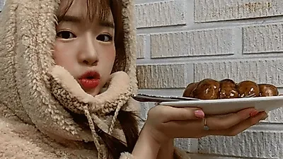 '연애의 맛' 김진아, 인스타 겨울여행 인증샷♥ 직업은 인천공항 아나운서, 취미는 축구덕후