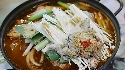 안면도 맛집 '꽃지꽃게집'에서 맛보는 게국지와 꽃게장