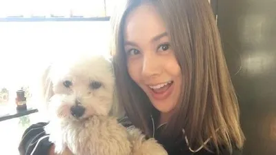 아이비, 흰둥이 품에 쏙 안고 "안녕아 안녕?"