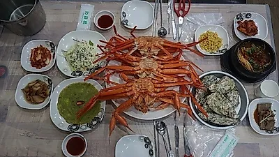 홍게와 참굴이 무한리필? 춘천맛집 '홍게좋은날'