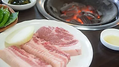 청명한 중문 흑돼지 맛집 '제주 중문 흑돼지', 여름철 추천 별미 선보여