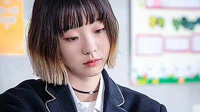 김다미, 본래 나이에 `소시오패스` 뜻도 잊게 만드는 찰떡 교복핏