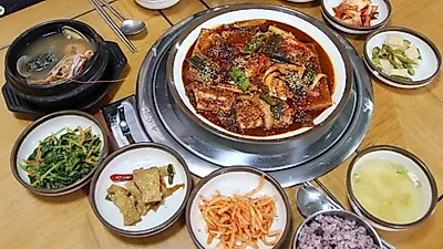 서귀포의 이중섭거리 맛집으로 알려진 '올레삼다정', 가성비 좋은 특선메뉴 선보여