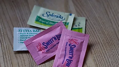 인공 감미료, 설탕보다 나은 점 없다는 연구 결과 발표