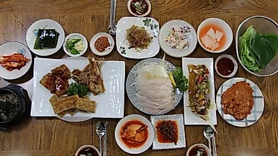 싱싱한 제주산 생물갈치 사용하는 제주 서귀포 갈치조림 맛집 '탐라갈치'