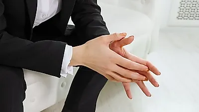 손가락마디통증 손가락 류마티스 관절염 vs 방아쇠 수지 증후군