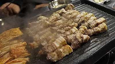 내방역 맛집 숙성 돼지고기의 끝을 맛볼수 있는 돝플러스