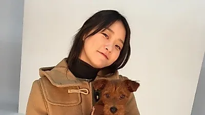 강승현, 반려견과 색깔 맞춤 "촬영장 놀러왔오"