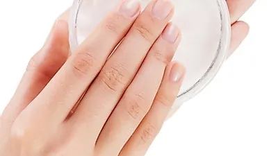 팽팽하게 땅기고 민감한 피부의 수분크림 고르는 법