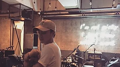 로이킴, 폭풍 성장한 반려견 공개 "이름만 땅콩"