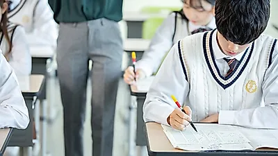 '블루투스 이어폰도 안 된다?' 수능일(15일) 예상 외 반입 금지 물품·필수 준비물 유의 사항 