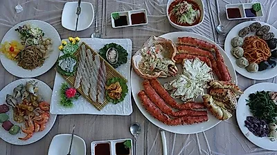회와 물회가 무한리필? 푸짐한 대포항맛집 대게전문점 속포 '대포대게'