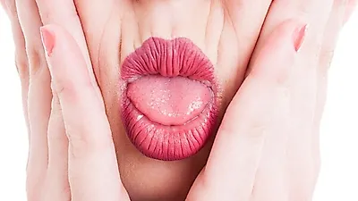 '혀로 나의 건강상태 알 수 있어'   혀갈라짐 원인 및 치료법…건강 적신호?
