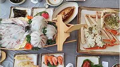 탁트인 바다 전경을 감상하며 싱싱한 회를 즐길수 있는 매력, 속초 동명항 맛집 '대선횟집'