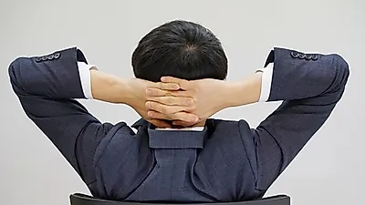 목디스크 증상  무시할 경우  두통으로 이어져…  유형별 목디스크