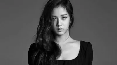 겟잇뷰티 블랙핑크 지수, 몽환적 눈빛+하의 실종 '감탄할 수 밖에'