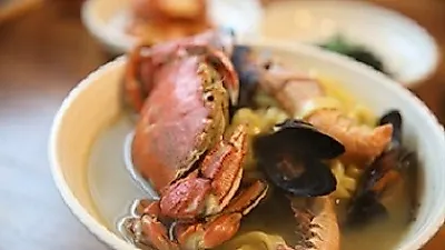 제주 애월 맛집 '애월해', 카페 같은 인테리어에서 즐기는 황게칼국수와 물회